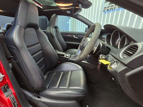 Mercedes-Benz C Class 6.3 C63 V8 AMG Edition 507 Saloon 4dr Petrol SpdS MCT Euro 5 (507 ps) 16