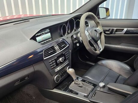 Mercedes-Benz C Class 6.3 C63 V8 AMG Edition 507 Saloon 4dr Petrol SpdS MCT Euro 5 (507 ps) 22