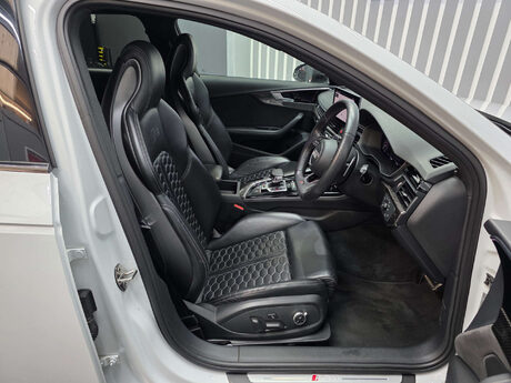 Audi RS4 2.9 TFSI V6 Carbon Black Estate 5dr Petrol Tiptronic quattro Euro 6 (s/s) ( 21