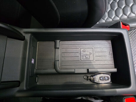 Audi RS4 2.9 TFSI V6 Carbon Black Estate 5dr Petrol Tiptronic quattro Euro 6 (s/s) ( 9