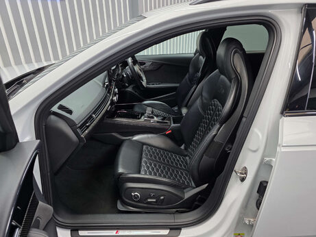 Audi RS4 2.9 TFSI V6 Carbon Black Estate 5dr Petrol Tiptronic quattro Euro 6 (s/s) ( 19