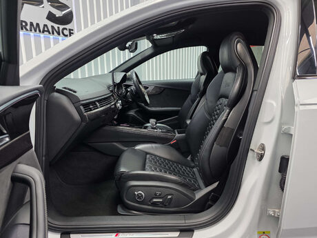 Audi RS4 2.9 TFSI V6 Carbon Black Estate 5dr Petrol Tiptronic quattro Euro 6 (s/s) ( 54