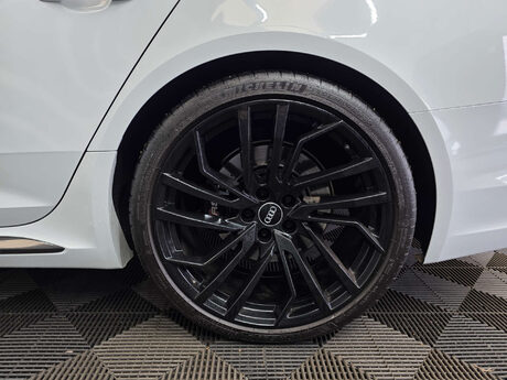 Audi RS4 2.9 TFSI V6 Carbon Black Estate 5dr Petrol Tiptronic quattro Euro 6 (s/s) ( 30