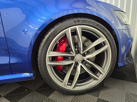 Audi RS6 4.0 TFSI V8 Estate 5dr Petrol Tiptronic quattro Euro 6 (s/s) (560 ps) 25