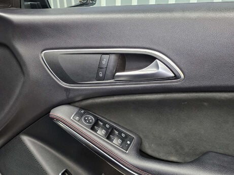 Mercedes-Benz CLA Class 2.1 CLA220d AMG Line Coupe 4dr Diesel 7G-DCT 4MATIC Euro 6 (s/s) (177 ps) 6