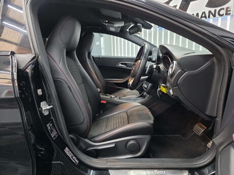 Mercedes-Benz CLA Class 2.1 CLA220d AMG Line Coupe 4dr Diesel 7G-DCT 4MATIC Euro 6 (s/s) (177 ps) 31