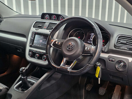 Volkswagen Scirocco 2.0 TDI BlueMotion Tech Hatchback 3dr Diesel Manual Euro 6 (s/s) (150 ps) 33