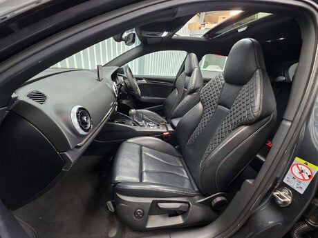 Audi RS3 2.5 TFSI Audi Sport Edition Sportback 5dr Petrol S Tronic quattro Euro 6 (s 10