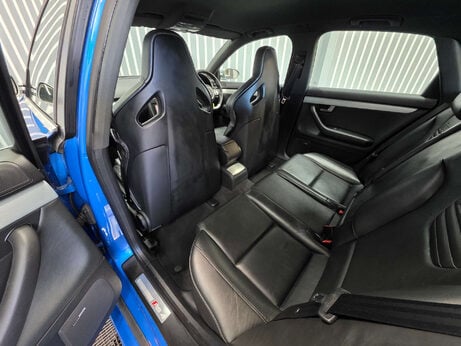 Audi RS4 4.2 Saloon 4dr Petrol Manual quattro (324 g/km, 415 bhp) 23