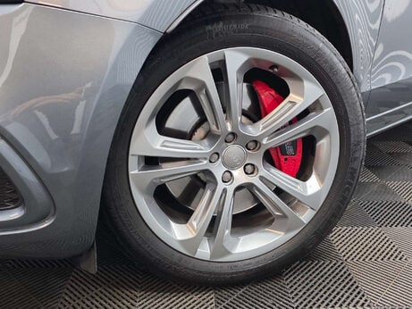 Audi SQ5 3.0 BiTDI V6 SUV 5dr Diesel Tiptronic quattro Euro 6 (s/s) (313 ps) 32