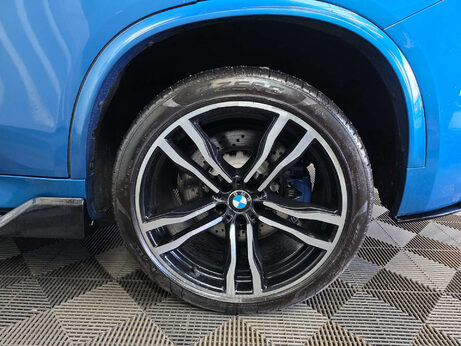 BMW X5 M 4.4 BiTurbo V8 SUV 5dr Petrol Auto xDrive Euro 6 (s/s) (575 bhp) 28