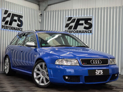 Audi RS4 2.7 Estate 5dr Petrol Manual quattro (288 g/km, 380 bhp)