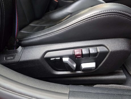 BMW M3 3.0 BiTurbo Competition Saloon 4dr Petrol DCT Euro 6 (s/s) (450 ps) 6