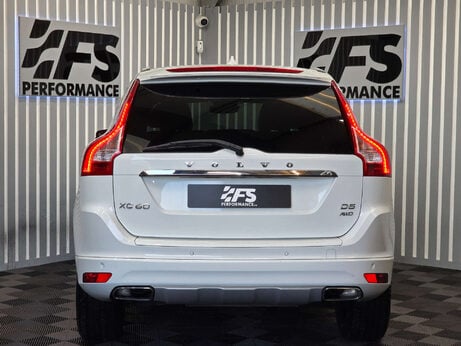 Volvo XC60 2.4 D5 SE Lux Nav SUV 5dr Diesel Manual AWD Euro 6 (s/s) (220 ps) 1