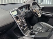 Volvo XC60 2.4 D5 SE Lux Nav SUV 5dr Diesel Manual AWD Euro 6 (s/s) (220 ps) 8