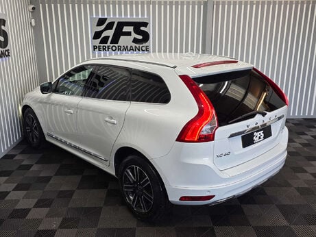 Volvo XC60 2.4 D5 SE Lux Nav SUV 5dr Diesel Manual AWD Euro 6 (s/s) (220 ps) 33
