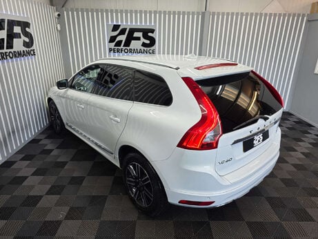 Volvo XC60 2.4 D5 SE Lux Nav SUV 5dr Diesel Manual AWD Euro 6 (s/s) (220 ps) 12