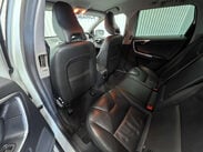 Volvo XC60 2.4 D5 SE Lux Nav SUV 5dr Diesel Manual AWD Euro 6 (s/s) (220 ps) 23