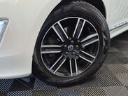 Volvo XC60 2.4 D5 SE Lux Nav SUV 5dr Diesel Manual AWD Euro 6 (s/s) (220 ps) 42