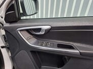 Volvo XC60 2.4 D5 SE Lux Nav SUV 5dr Diesel Manual AWD Euro 6 (s/s) (220 ps) 41