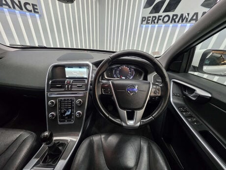 Volvo XC60 2.4 D5 SE Lux Nav SUV 5dr Diesel Manual AWD Euro 6 (s/s) (220 ps) 33