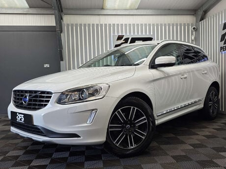 Volvo XC60 2.4 D5 SE Lux Nav SUV 5dr Diesel Manual AWD Euro 6 (s/s) (220 ps) 3