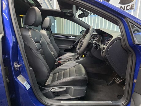 Volkswagen Golf 2.0 TSI R Hatchback 5dr Petrol DSG 4Motion Euro 6 (s/s) (300 ps) 36