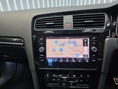 Volkswagen Golf 2.0 TSI R Hatchback 5dr Petrol DSG 4Motion Euro 6 (s/s) (300 ps) 43