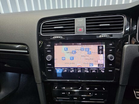 Volkswagen Golf 2.0 TSI R Hatchback 5dr Petrol DSG 4Motion Euro 6 (s/s) (300 ps) 39