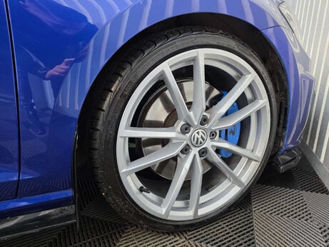 Volkswagen Golf 2.0 TSI R Hatchback 5dr Petrol DSG 4Motion Euro 6 (s/s) (300 ps) 24