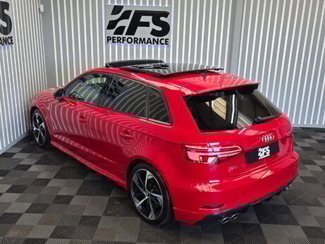 Audi S3 2.0 TFSI Black Edition Sportback 5dr Petrol S Tronic quattro Euro 6 (s/s) ( 37