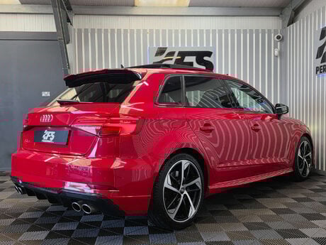 Audi S3 2.0 TFSI Black Edition Sportback 5dr Petrol S Tronic quattro Euro 6 (s/s) ( 6