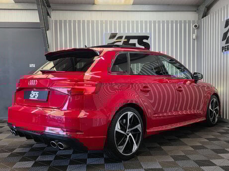 Audi S3 2.0 TFSI Black Edition Sportback 5dr Petrol S Tronic quattro Euro 6 (s/s) ( 2
