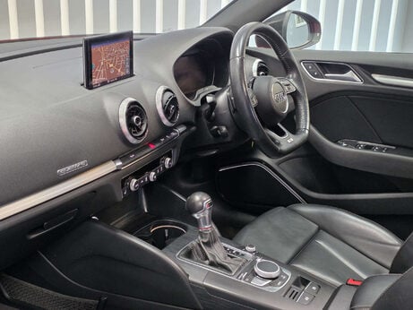 Audi S3 2.0 TFSI Black Edition Sportback 5dr Petrol S Tronic quattro Euro 6 (s/s) ( 4