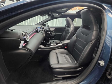 Mercedes-Benz A Class 2.0 A35 AMG (Premium Plus) Hatchback 5dr Petrol SpdS DCT 4MATIC Euro 6 (s/s 5
