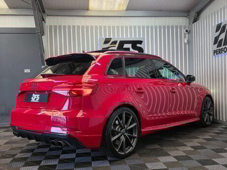 Audi S3 2.0 TFSI Black Edition Sportback 5dr Petrol S Tronic quattro Euro 6 (s/s) ( 2