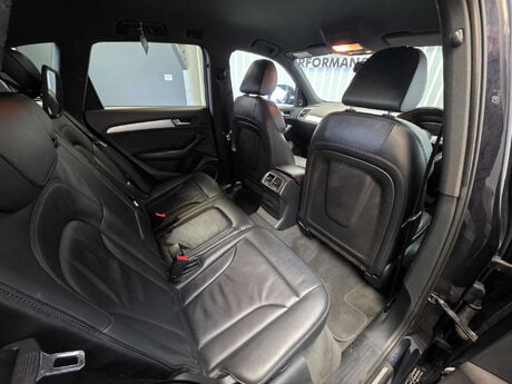 Audi Q5 2.0 TDI S line Plus SUV 5dr Diesel S Tronic quattro Euro 6 (s/s) (190 ps) 21
