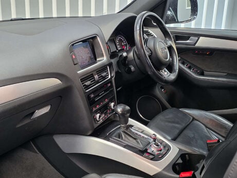 Audi Q5 2.0 TDI S line Plus SUV 5dr Diesel S Tronic quattro Euro 6 (s/s) (190 ps) 19