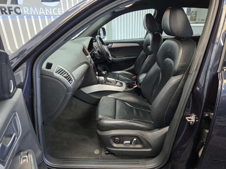 Audi Q5 2.0 TDI S line Plus SUV 5dr Diesel S Tronic quattro Euro 6 (s/s) (190 ps) 24