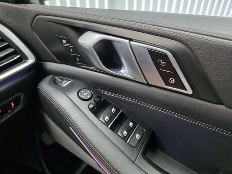 BMW X5 3.0 30d M Sport SUV 5dr Diesel Auto xDrive Euro 6 (s/s) (265 ps) 30