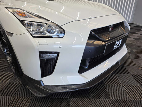 Nissan GT-R 3.8 V6 Recaro Coupe 2dr Petrol Auto 4WD Euro 6 (570 ps) 44