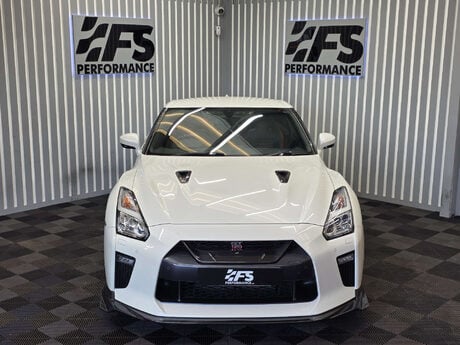 Nissan GT-R 3.8 V6 Recaro Coupe 2dr Petrol Auto 4WD Euro 6 (570 ps) 51