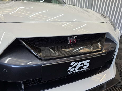 Nissan GT-R 3.8 V6 Recaro Coupe 2dr Petrol Auto 4WD Euro 6 (570 ps) 45