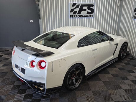 Nissan GT-R 3.8 V6 Recaro Coupe 2dr Petrol Auto 4WD Euro 6 (570 ps) 51