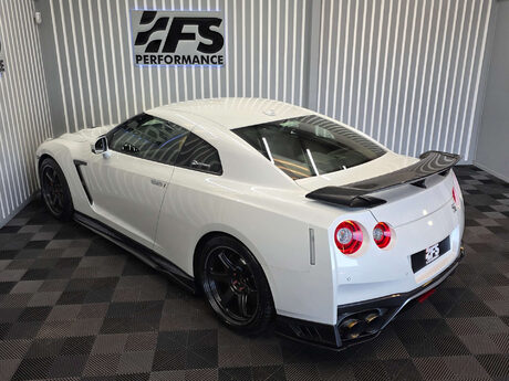 Nissan GT-R 3.8 V6 Recaro Coupe 2dr Petrol Auto 4WD Euro 6 (570 ps) 53