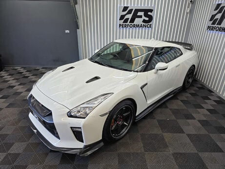 Nissan GT-R 3.8 V6 Recaro Coupe 2dr Petrol Auto 4WD Euro 6 (570 ps) 11