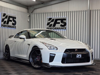 Nissan GT-R 3.8 V6 Recaro Coupe 2dr Petrol Auto 4WD Euro 6 (570 ps)