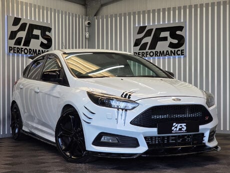 Ford Focus 2.0T EcoBoost ST-3 Hatchback 5dr Petrol Manual Euro 6 (s/s) (250 ps) 54