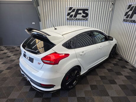 Ford Focus 2.0T EcoBoost ST-3 Hatchback 5dr Petrol Manual Euro 6 (s/s) (250 ps) 14