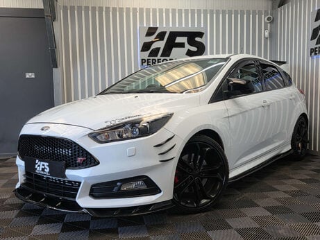 Ford Focus 2.0T EcoBoost ST-3 Hatchback 5dr Petrol Manual Euro 6 (s/s) (250 ps) 37